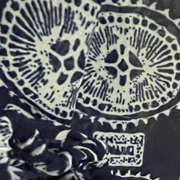 KORI • Navy Blue & White Aztec Design Long Sleeve - Picture 14 of 14